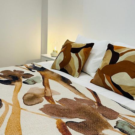 Family Apartment In The Malaga City Center エクステリア 写真